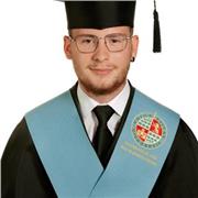 Me defino como una persona apasionada por ayudar y enseñar. Puedo dar clase tanto alumnos de primero de la ESO y Bachillerato